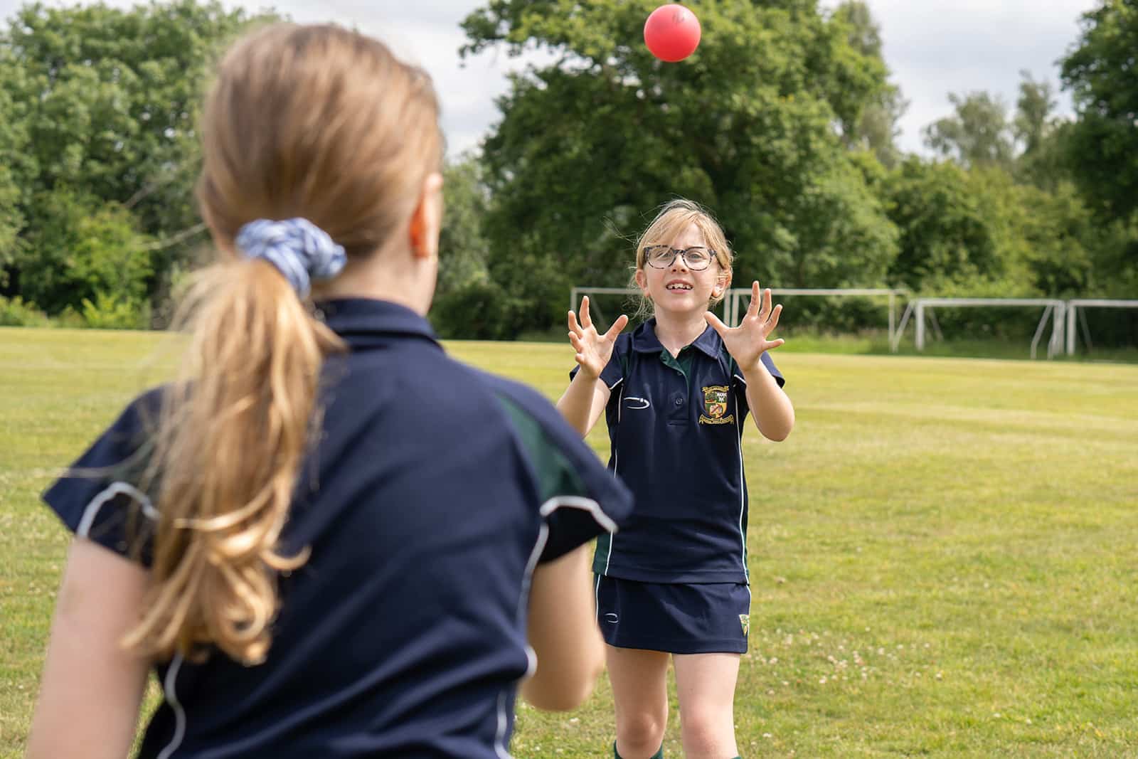 sibford juniors playing catch