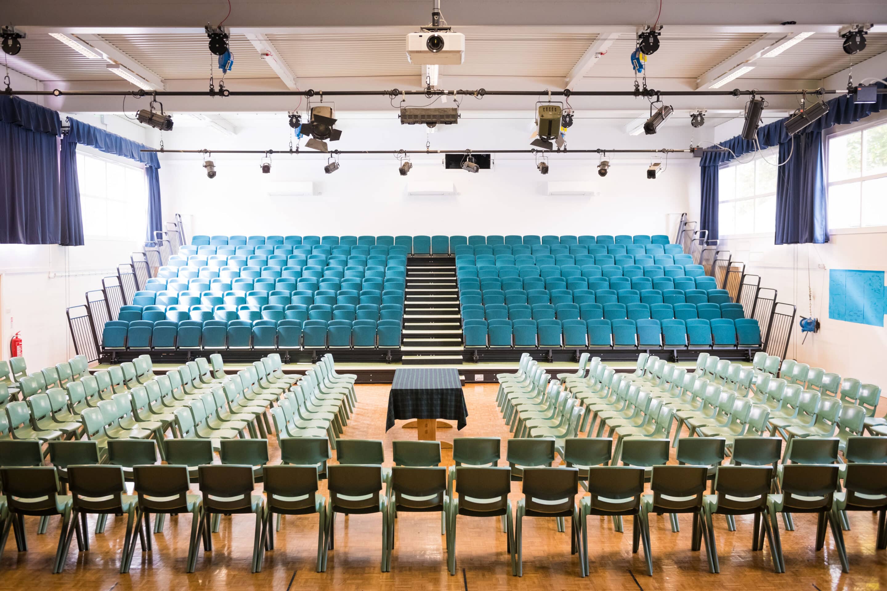 sibford-meeting-set-up